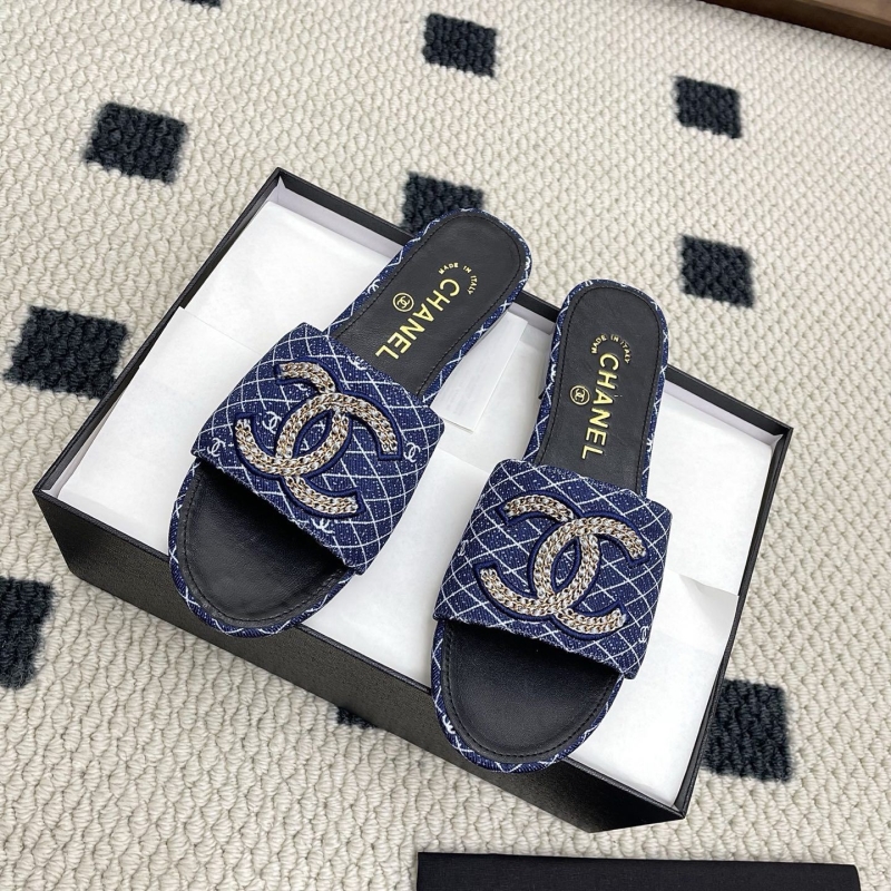 Ch**el slippers
